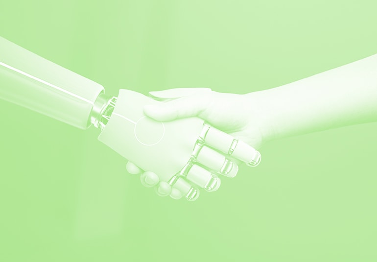 robot y humano